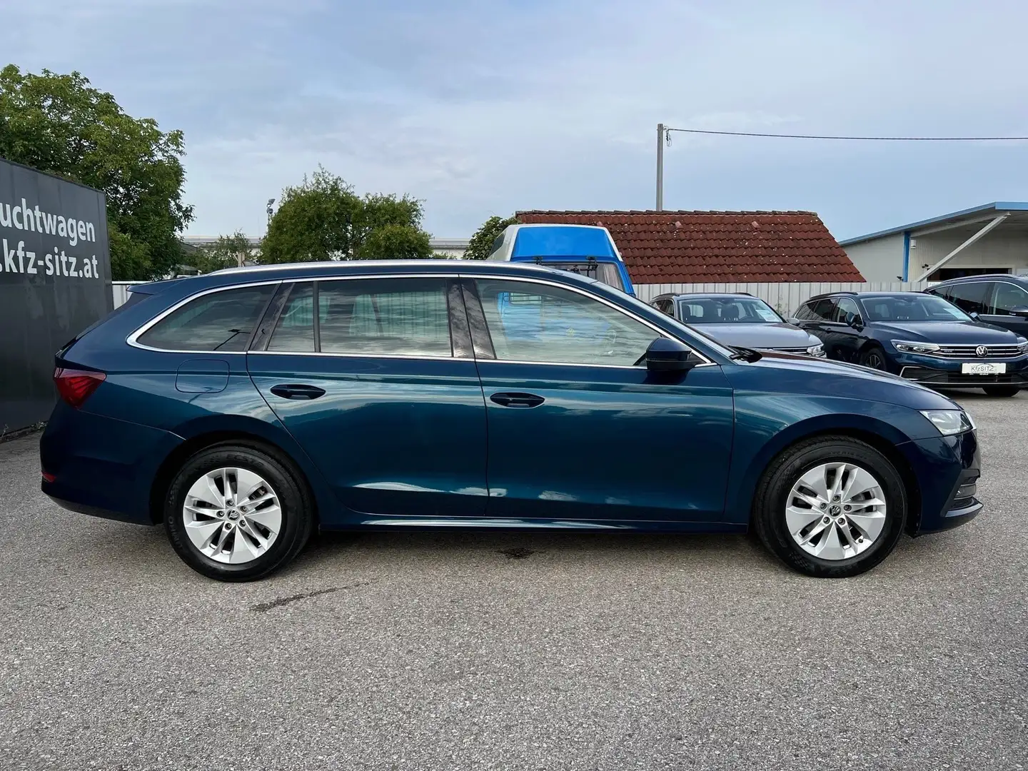 Skoda Octavia Combi 2,0 TDI Ambition DSG | ACC/VOLL-LED Blau - 2