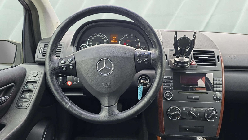 Mercedes-Benz A 200 Elegance *Automatik*Navi*PDC — photo 15