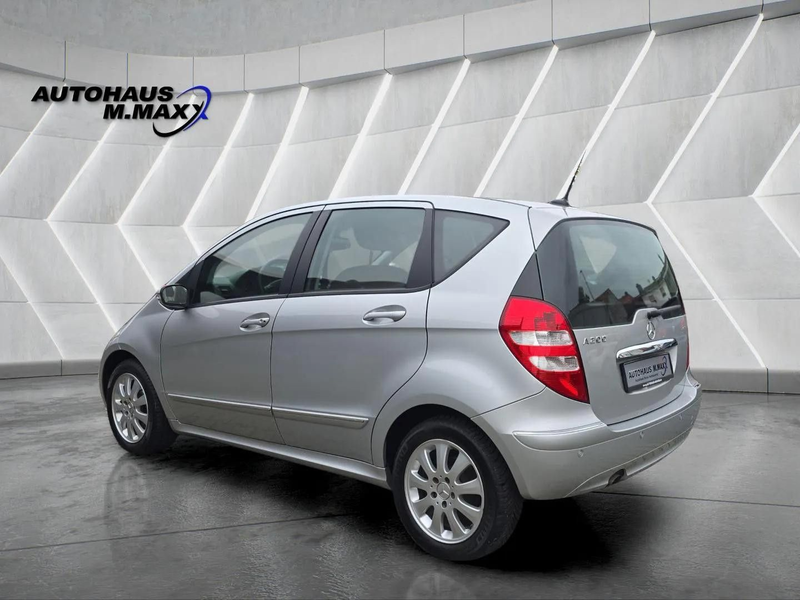Mercedes-Benz A 200 Elegance *Automatik*Navi*PDC — photo 9