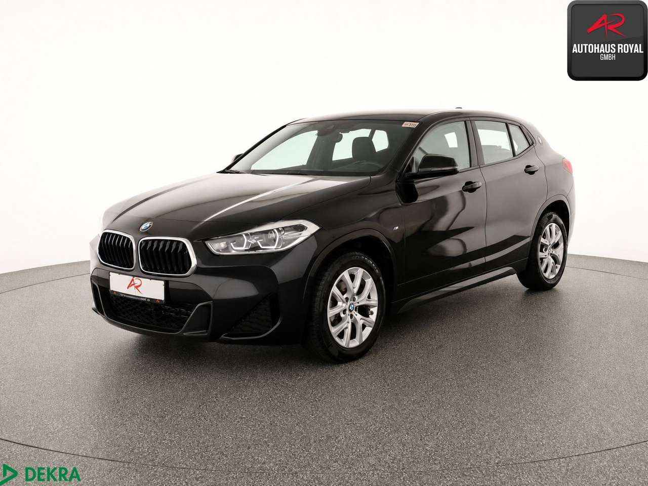BMW X2 2023 — sDrive18i M SPORT SHADOW KAMERA,SPURHALTE,PDC