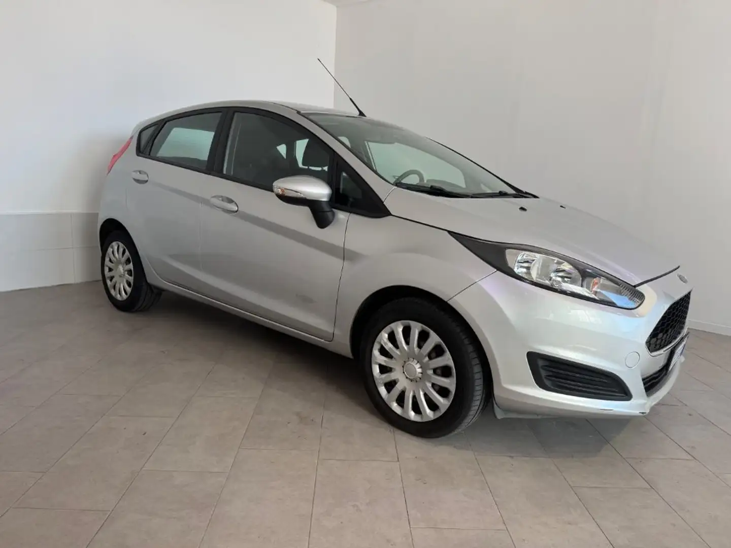 Ford Fiesta 1.4 5 porte Bz.- GPL Business Argent - 2