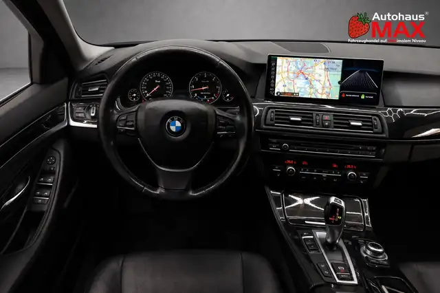 BMW 5 Series view 15