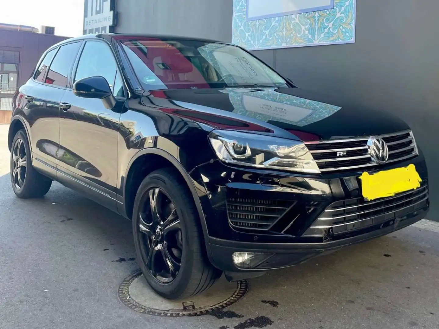 Volkswagen Touareg Exclusive Noir - 1