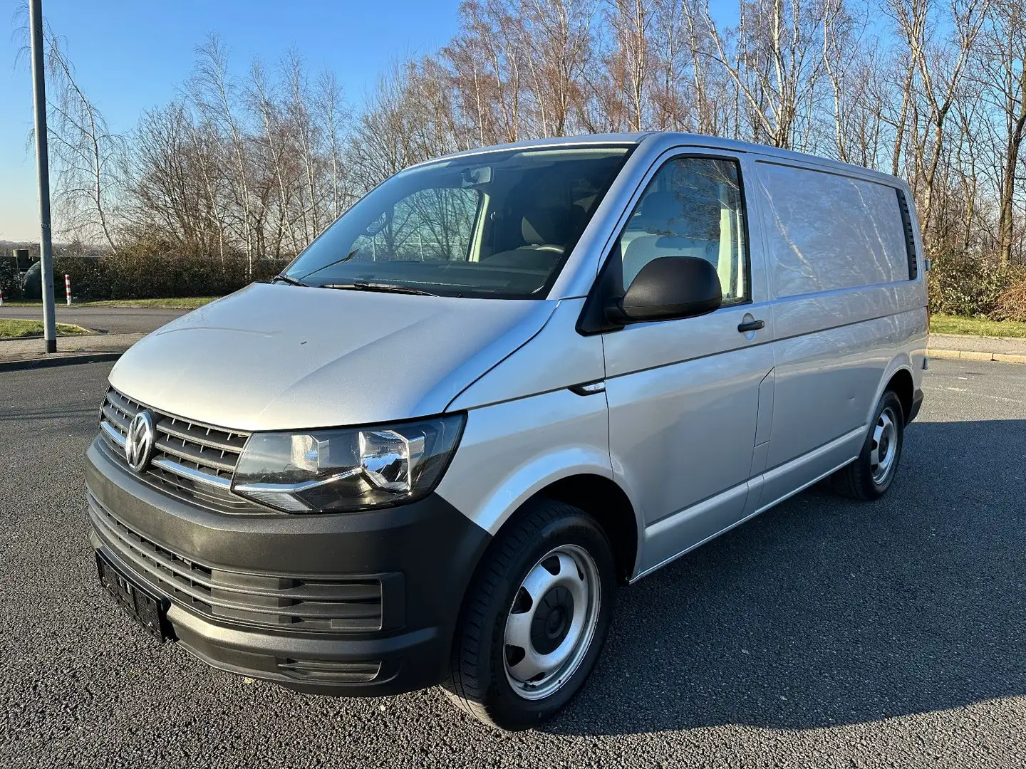 Volkswagen T6 Transporter Kasten + Service neu + 1. Hand + Silber - 1