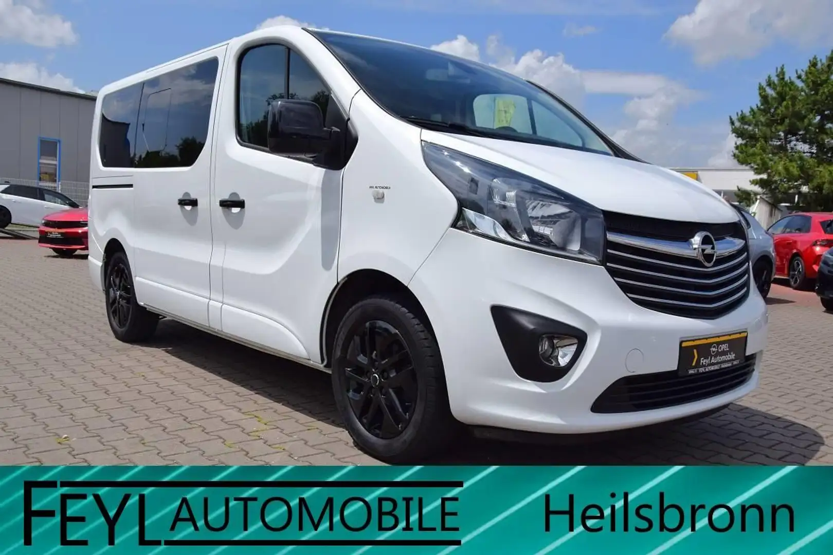 Opel Vivaro Life "Edition" 1.6 Diesel Biały - 1