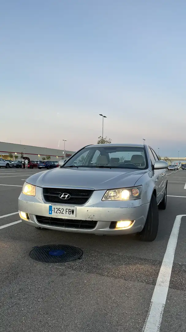 Hyundai SONATA 2.0CRDi Comfort I - 1