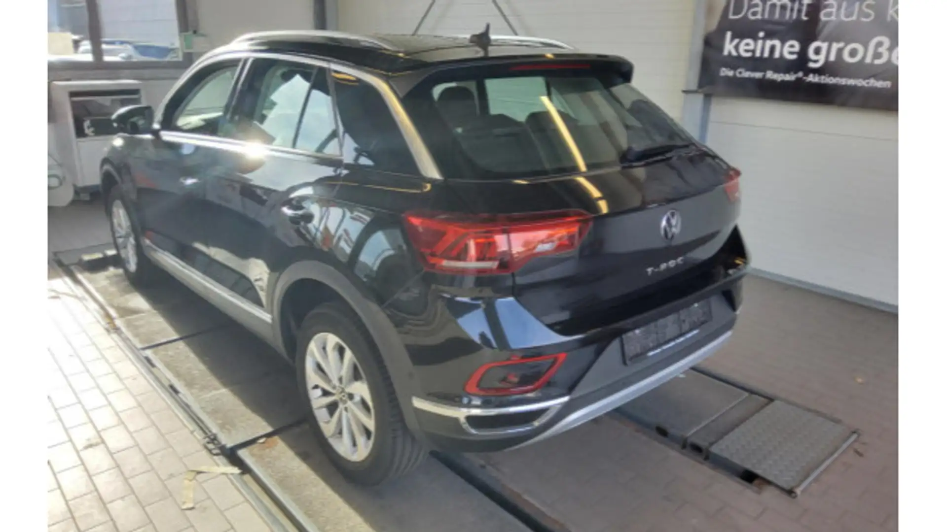 Volkswagen T-Roc 1.5 TS DSGI Style Navi Sprachbedienung Sta Schwarz - 2