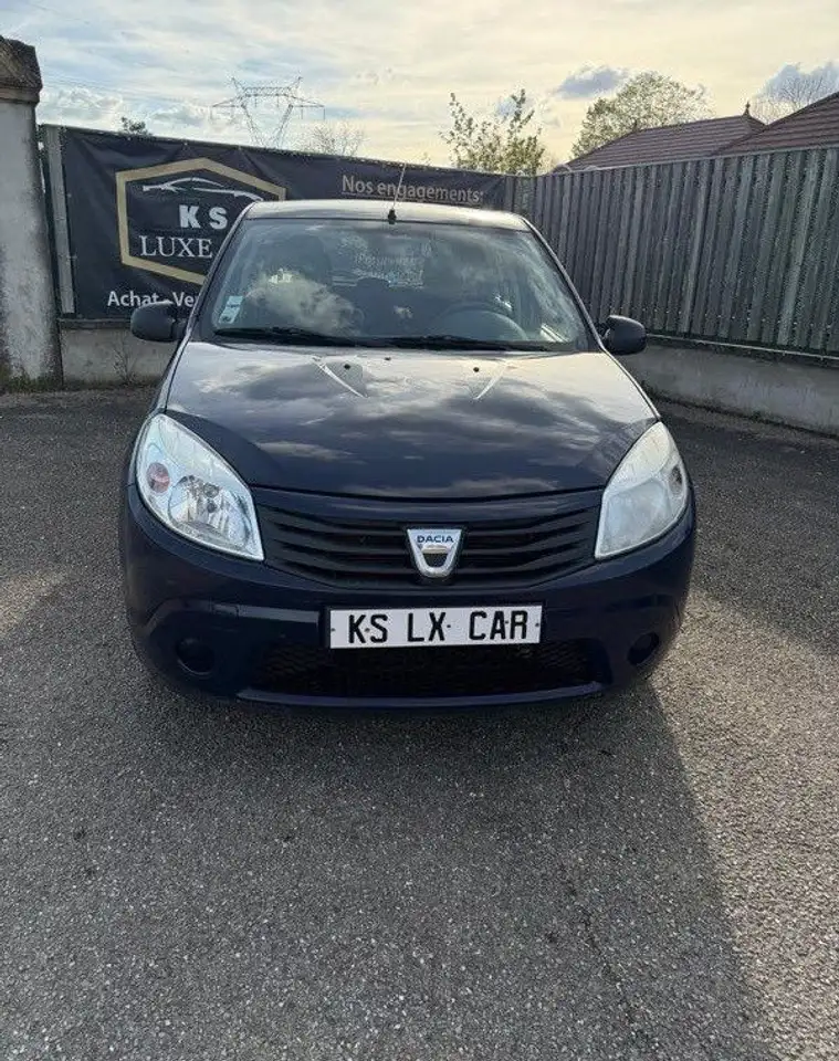 Dacia Sandero 1.2 i 16V 75 cv ambiance