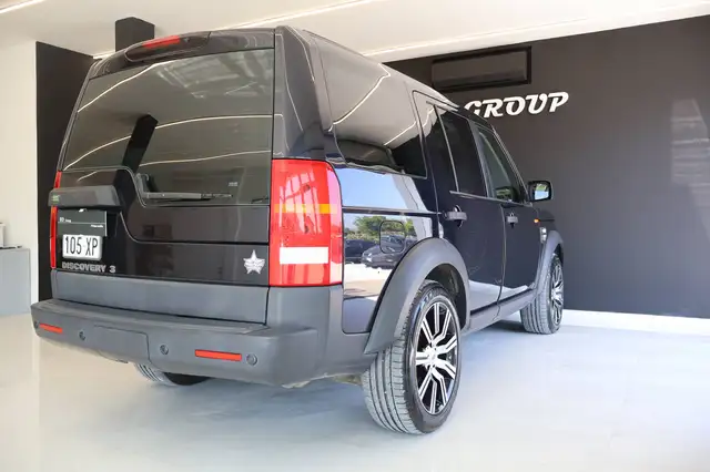 Land Rover Discovery view 7