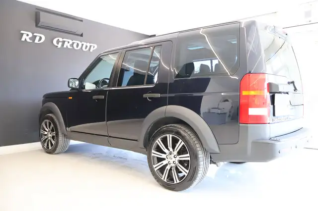 Land Rover Discovery view 6