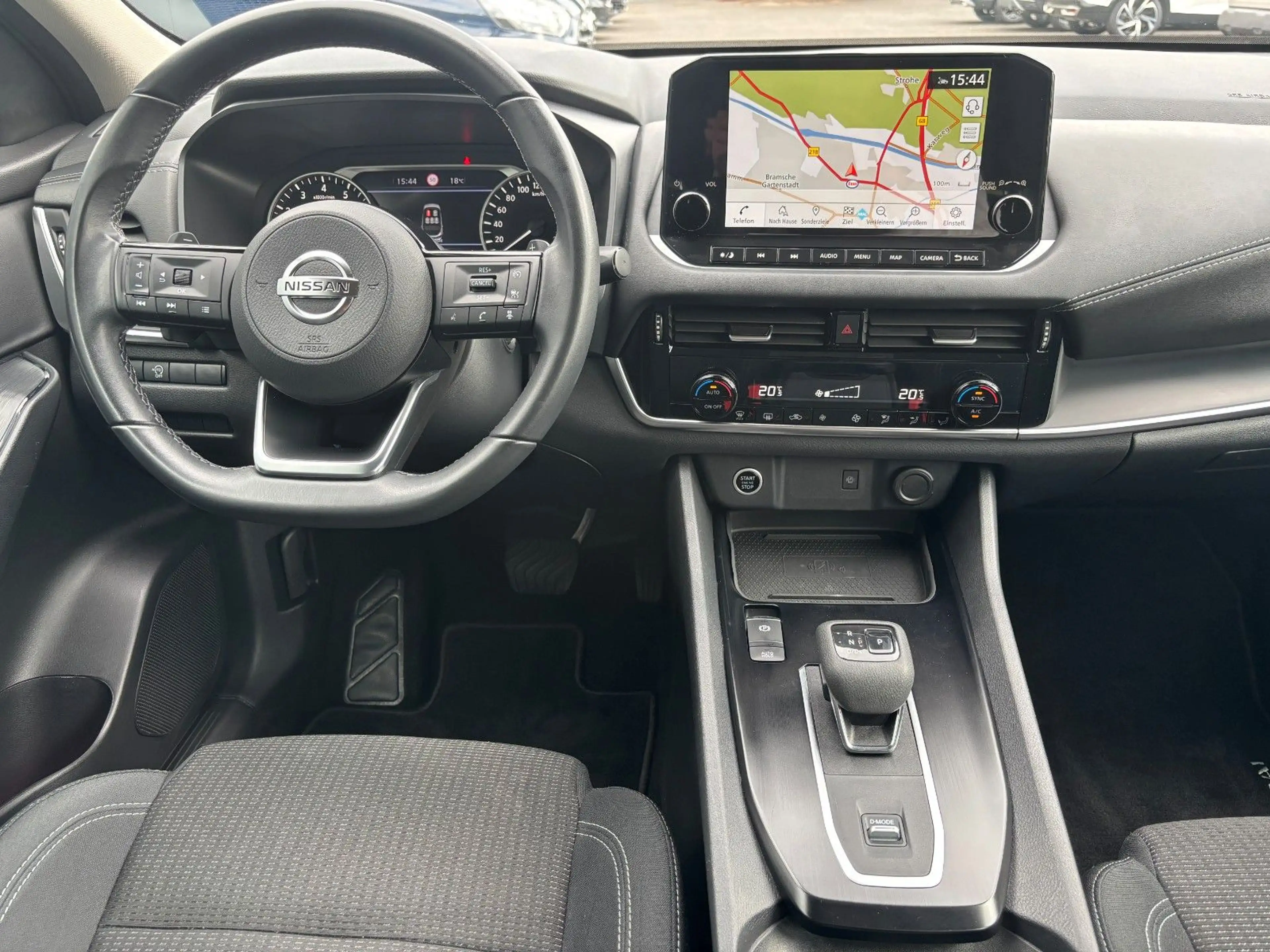 Nissan Qashqai AHK ACC LED 360° KAM TOTWINK — photo 11