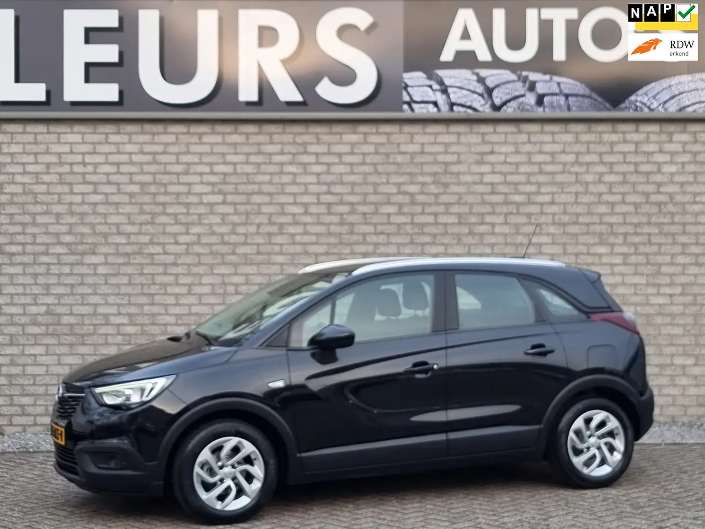 Opel Crossland X 1.2 Innovation/Navi/Trekhaak Negro - 1
