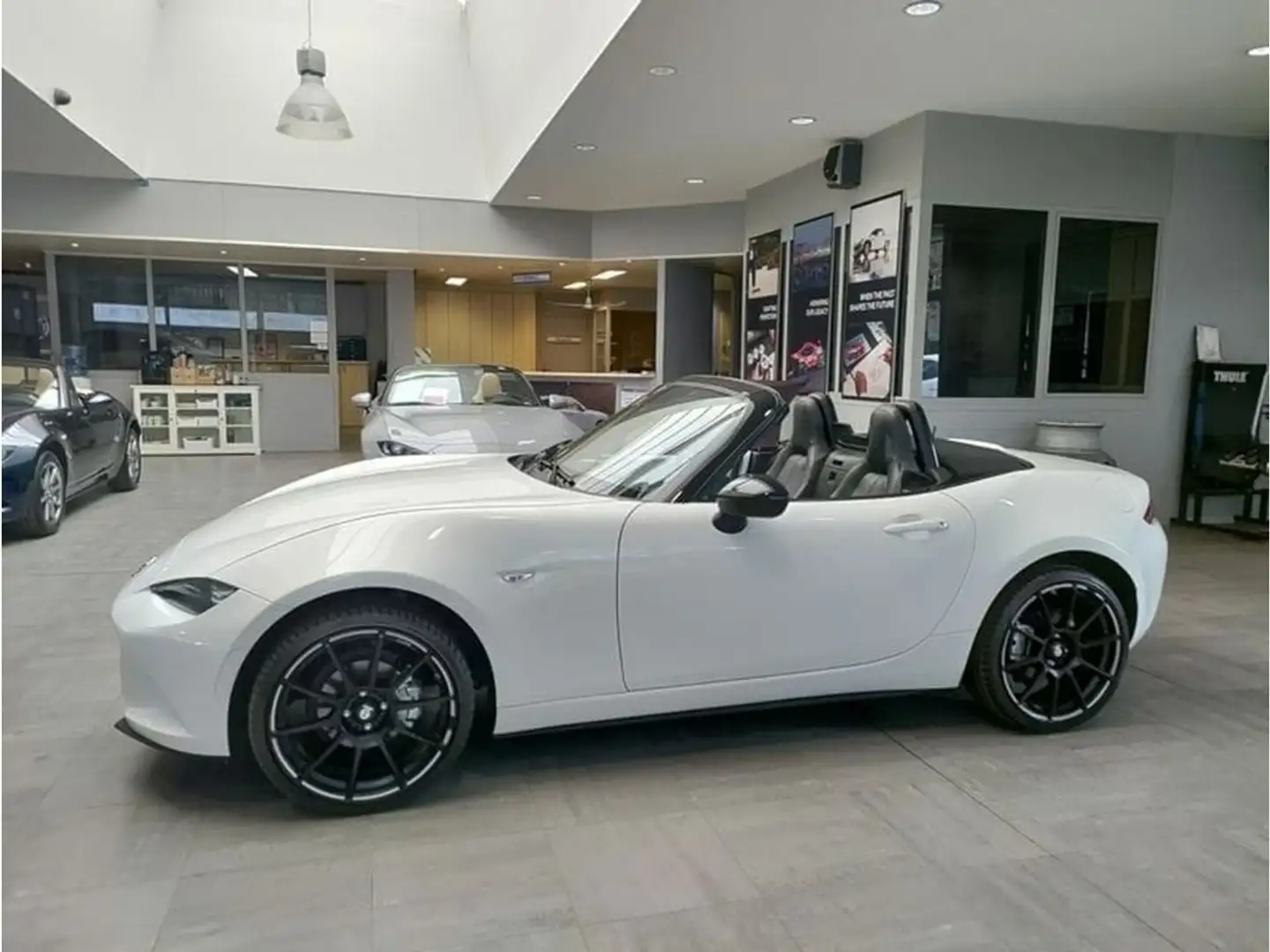 Mazda MX-5 1.5 SKYACTIV-G * EXCLUSIVE * Blanc - 1