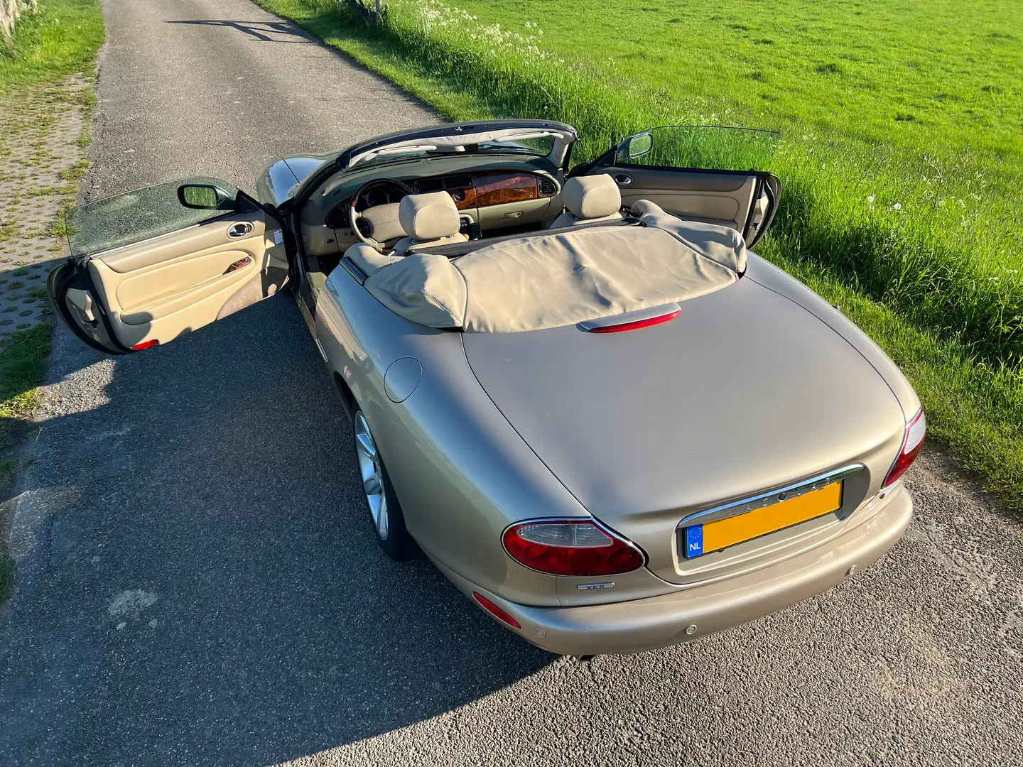 Jaguar XK8 XK8 4.2 V8 Convertible Brons - 2