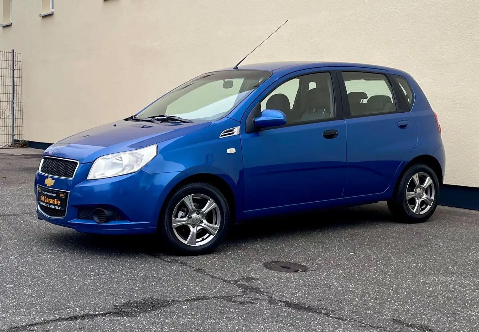 Chevrolet Aveo Schrägheck LS KLIMA 3. VORBESITZER TÜV SER Bleu - 2