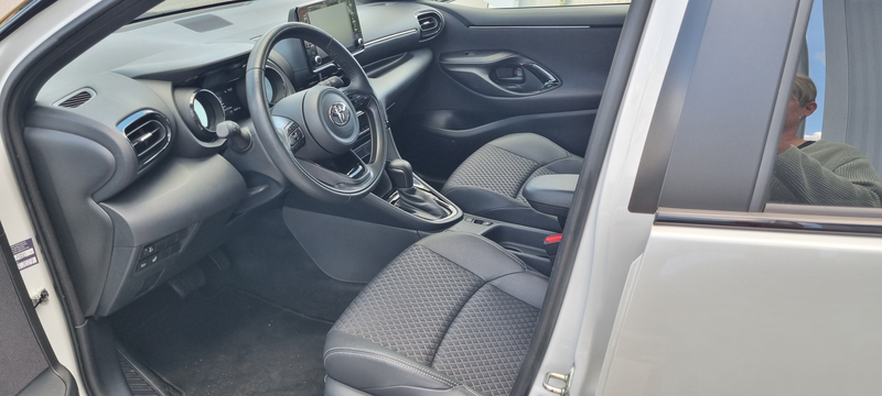 Toyota Yaris Yaris 1,5 VVT-i Hybrid Style — photo 5
