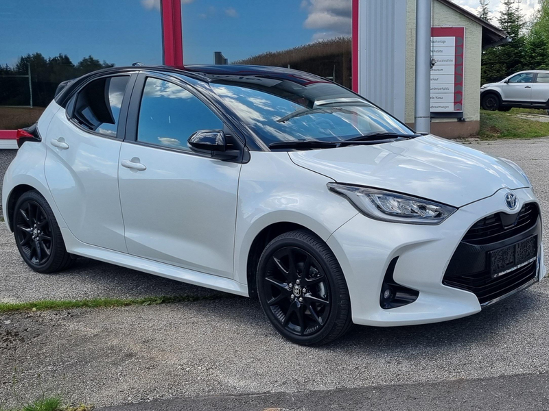 Toyota Yaris Yaris 1,5 VVT-i Hybrid Style — photo 3
