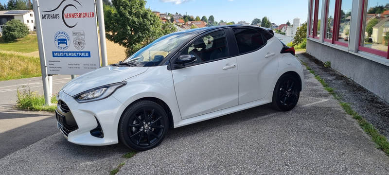 Toyota Yaris Yaris 1,5 VVT-i Hybrid Style — photo 4