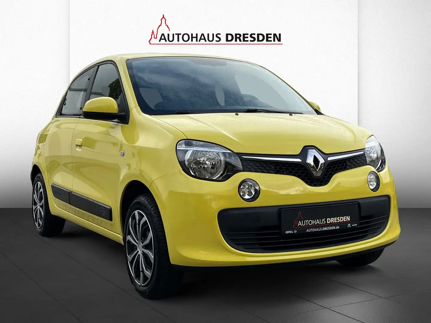 Renault Twingo 1.0 SCe 70 Expression Jaune - 2