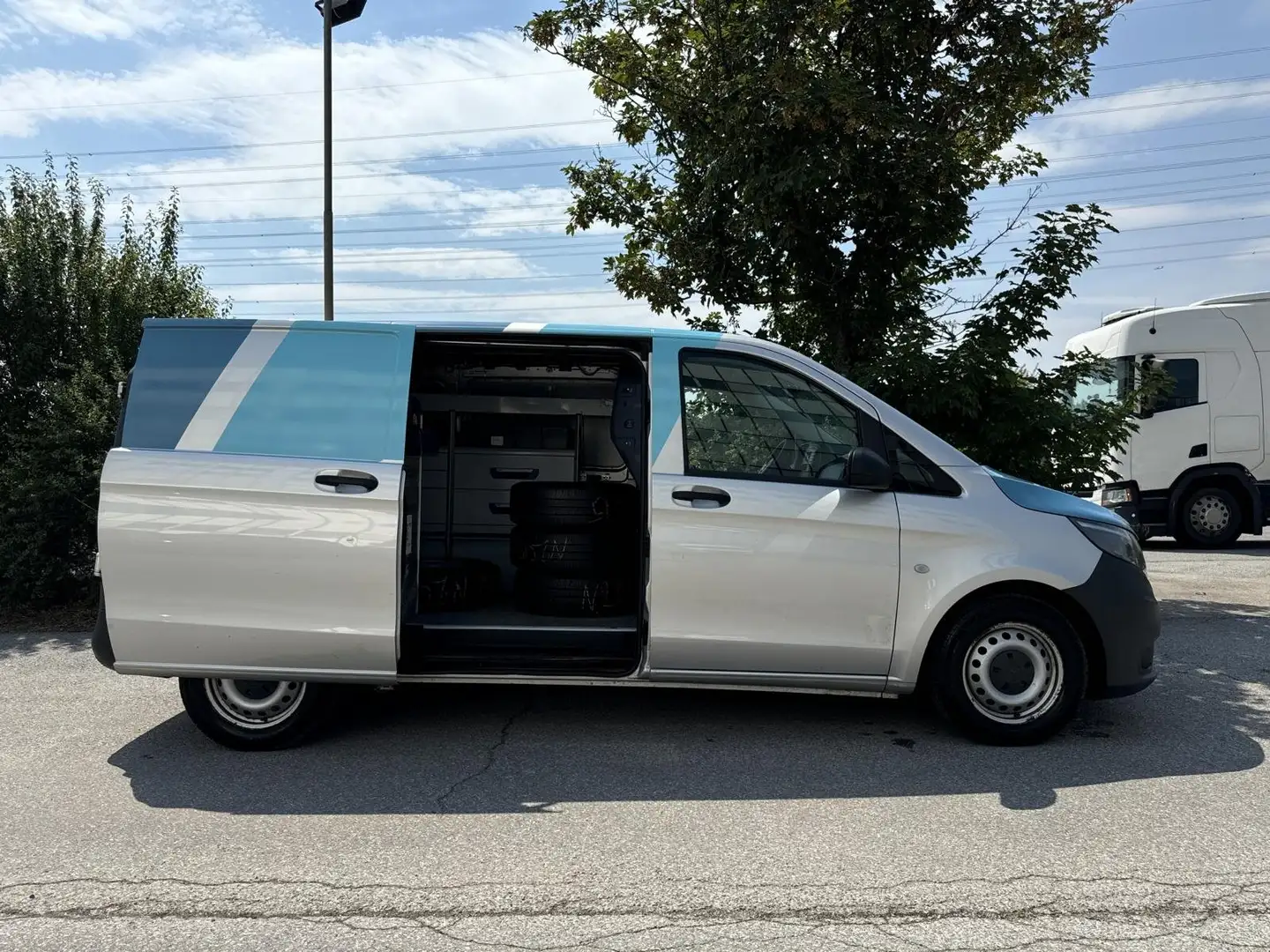 Mercedes-Benz Vito 111CDI kompakt 1.Besitz MWST Klima & Kamera Grau - 2