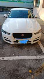 XE 2.0d i4 Pure awd 180cv auto my18
