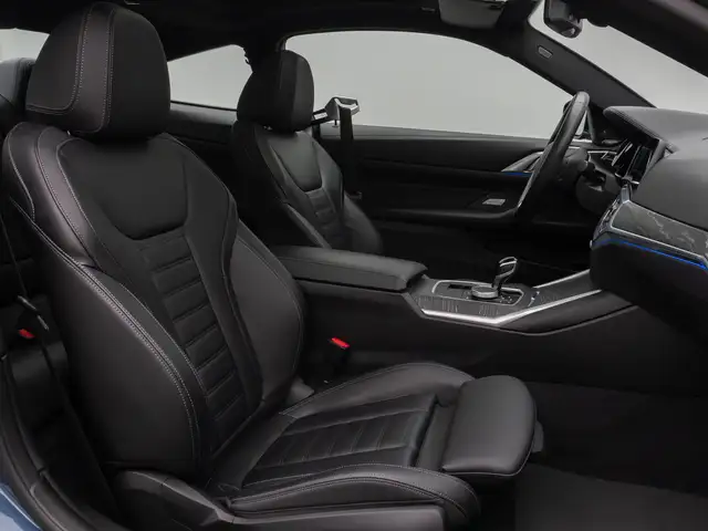 BMW 4 Series view 30