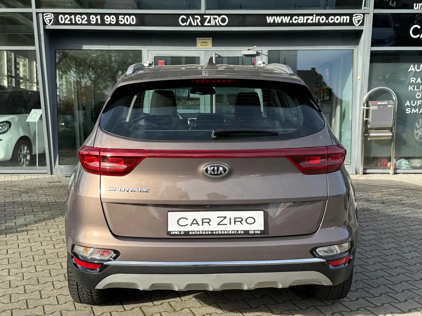 Kia Sportage 1.6 T-GDI DCT 4WD Platinum Edition - 2