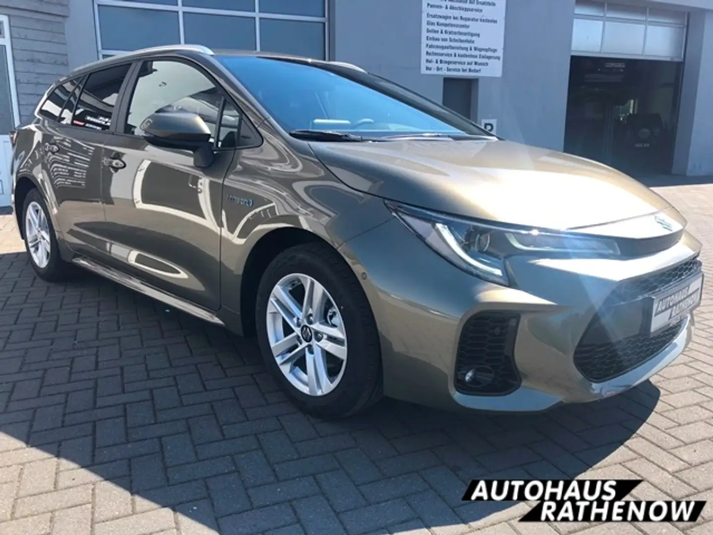 Suzuki Swace 1.8 Hybrid Comfort+ 3,99 Zins Angebot LED Keyless Bronze - 1