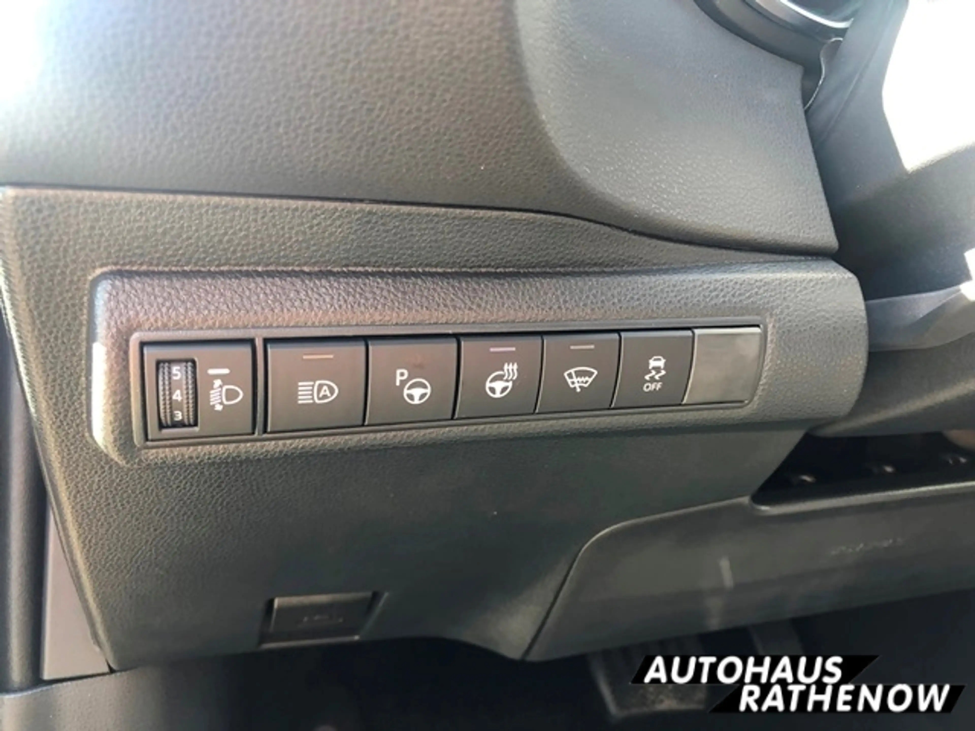 Suzuki Swace 1.8 Hybrid Comfort+ 3,99 Zins Angebot LED Keyless — photo 10