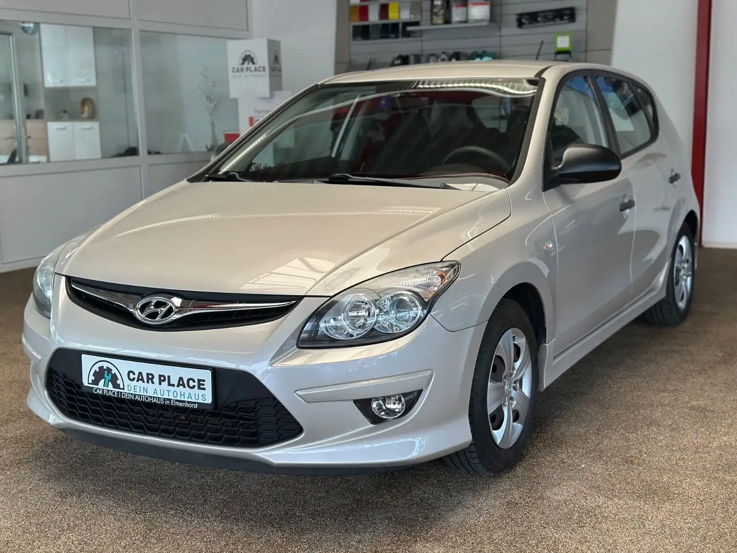 Hyundai i30 CW 1.4 Edition Plus Beżowy - 1