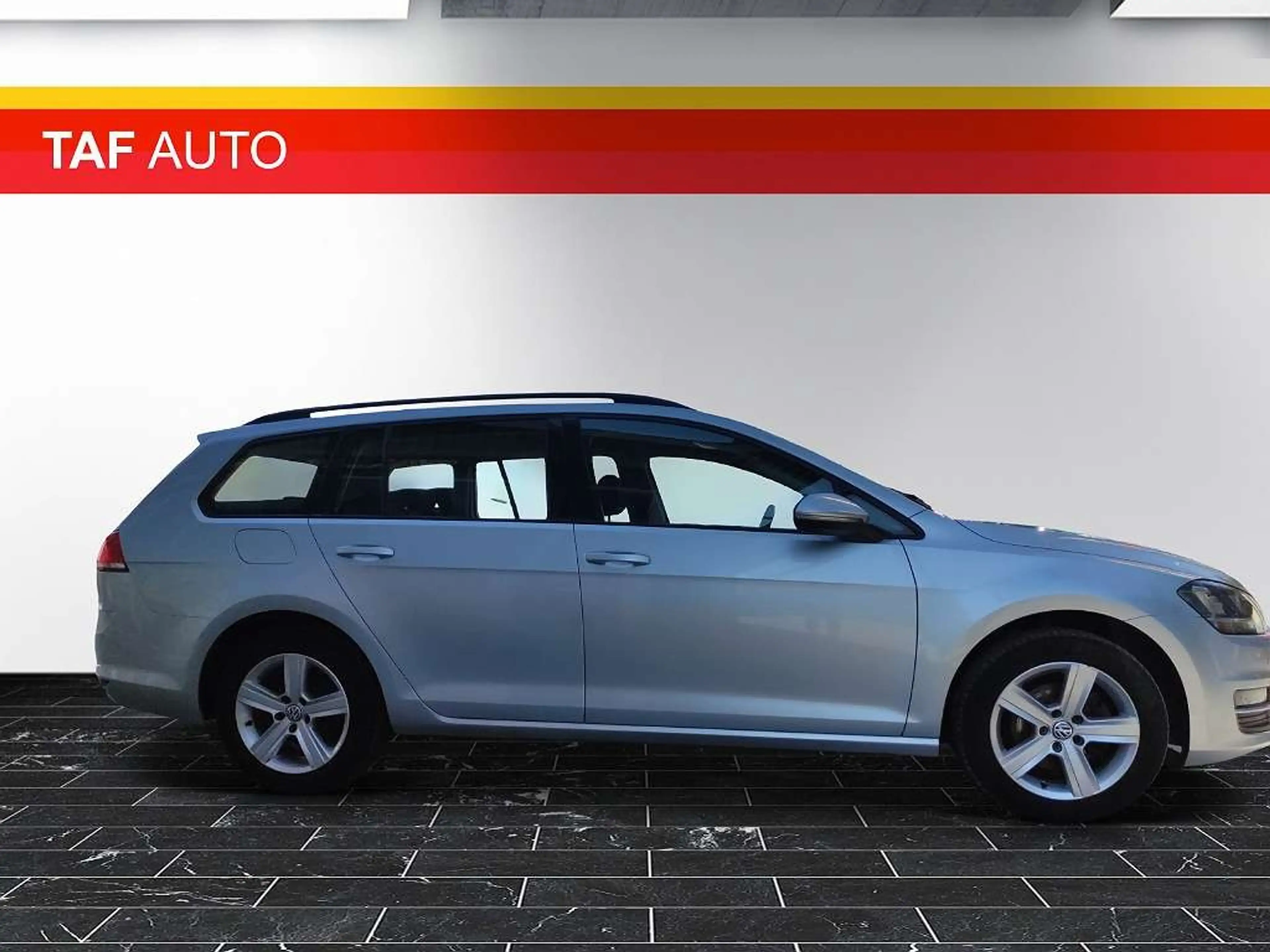 Volkswagen Golf R abbit  2,0/150PS TDI ALLRAD mit NAVI — photo 6