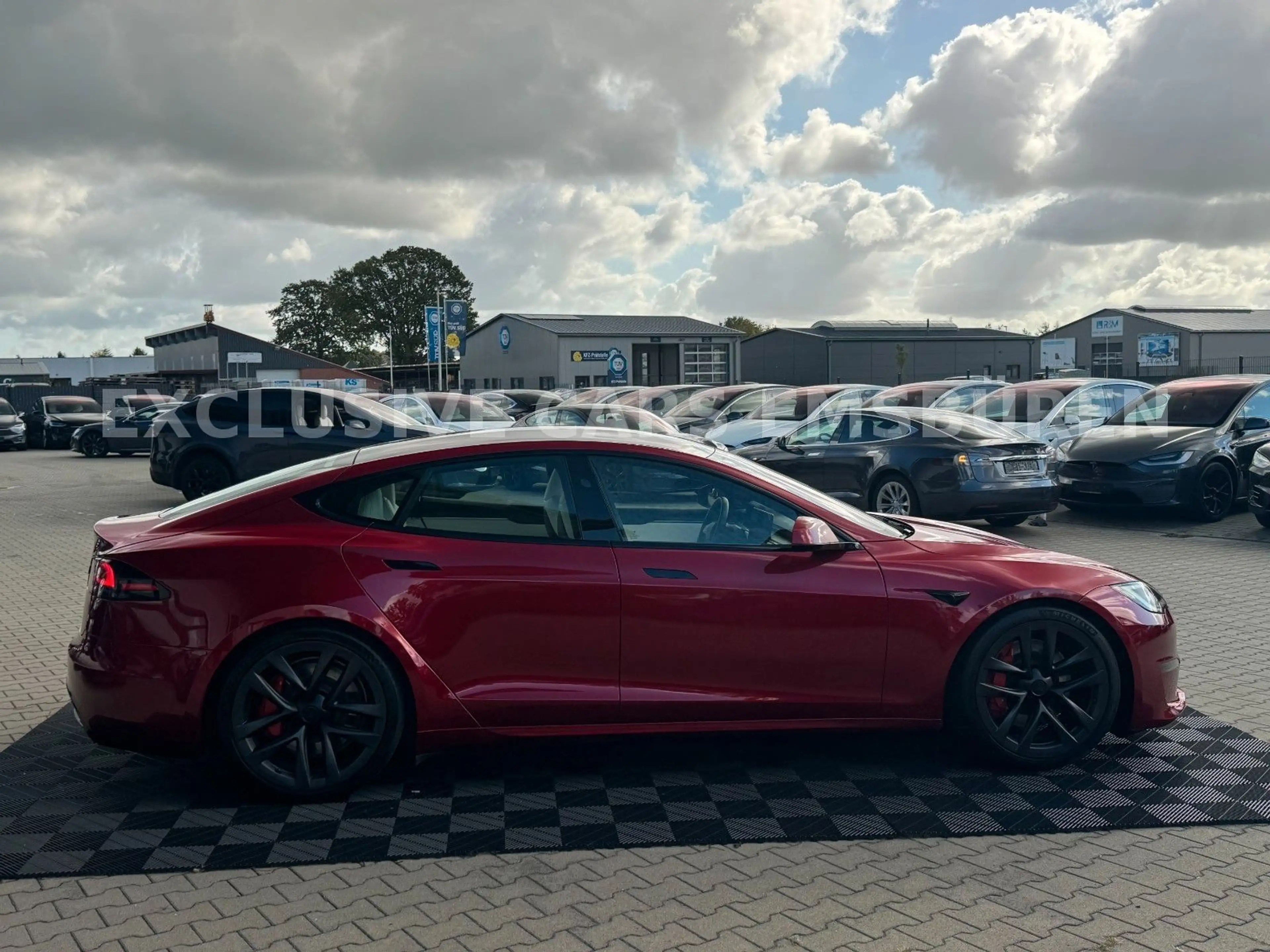 Tesla Model S MODEL S PLAID | ULTRA RED | FULL SELF DRIVE 4| — photo 9