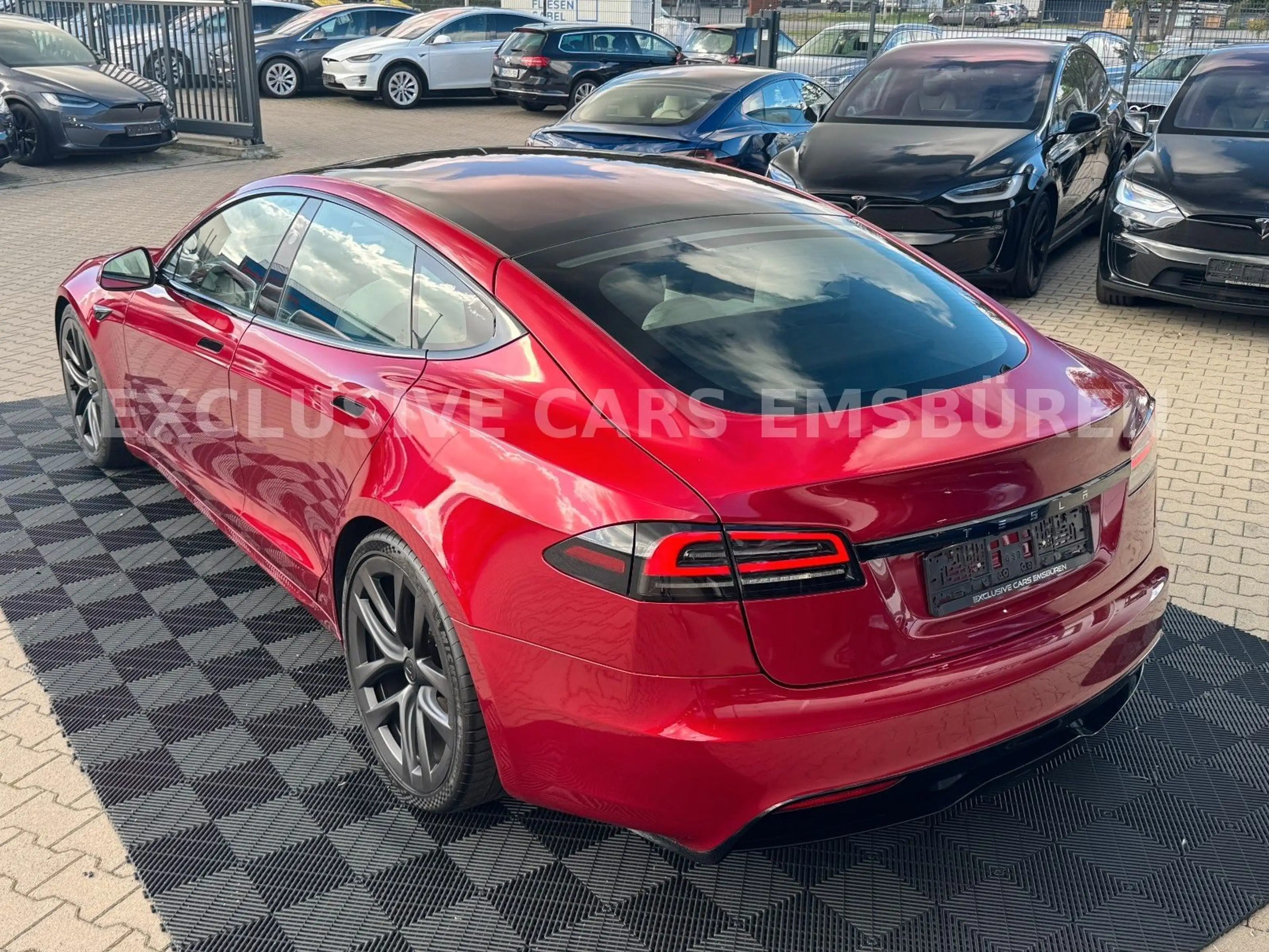 Tesla Model S MODEL S PLAID | ULTRA RED | FULL SELF DRIVE 4| — photo 5