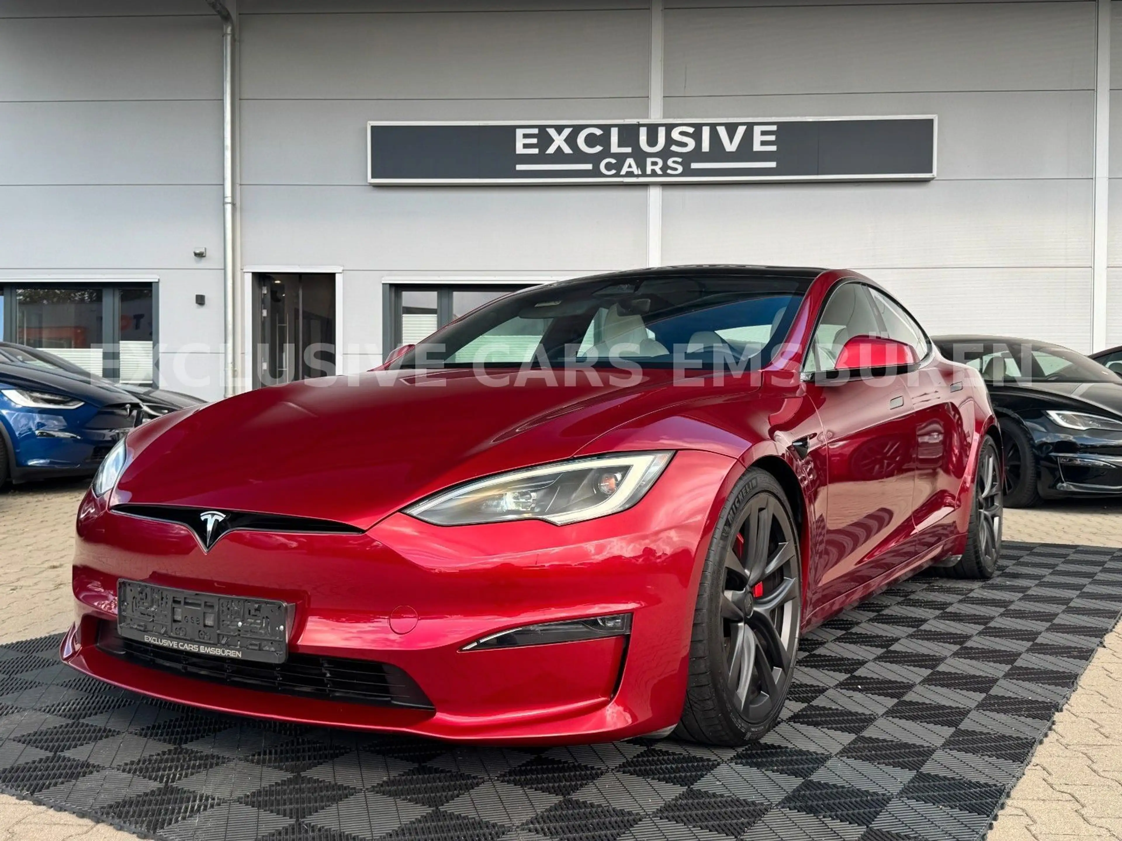 Tesla Model S MODEL S PLAID | ULTRA RED | FULL SELF DRIVE 4| — photo 2
