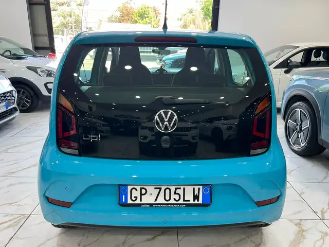 Volkswagen Up! view 5
