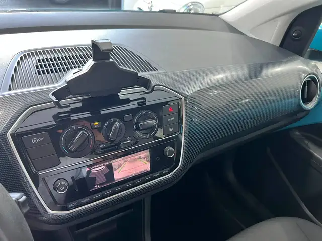 Volkswagen Up! view 12