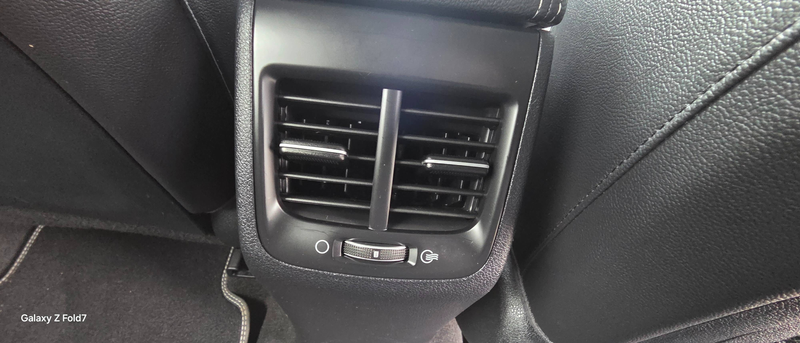 Kia Niro Vision Plug-in Hybrid — photo 9