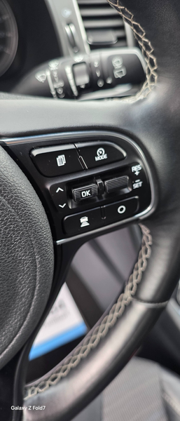 Kia Niro Vision Plug-in Hybrid — photo 15