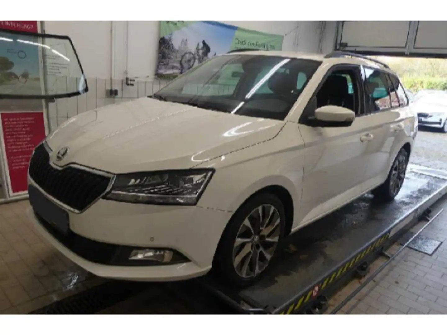 Skoda Fabia Combi Best Of 1.0 TSI DSG Navi PDC Sitzhzg Weiß - 2