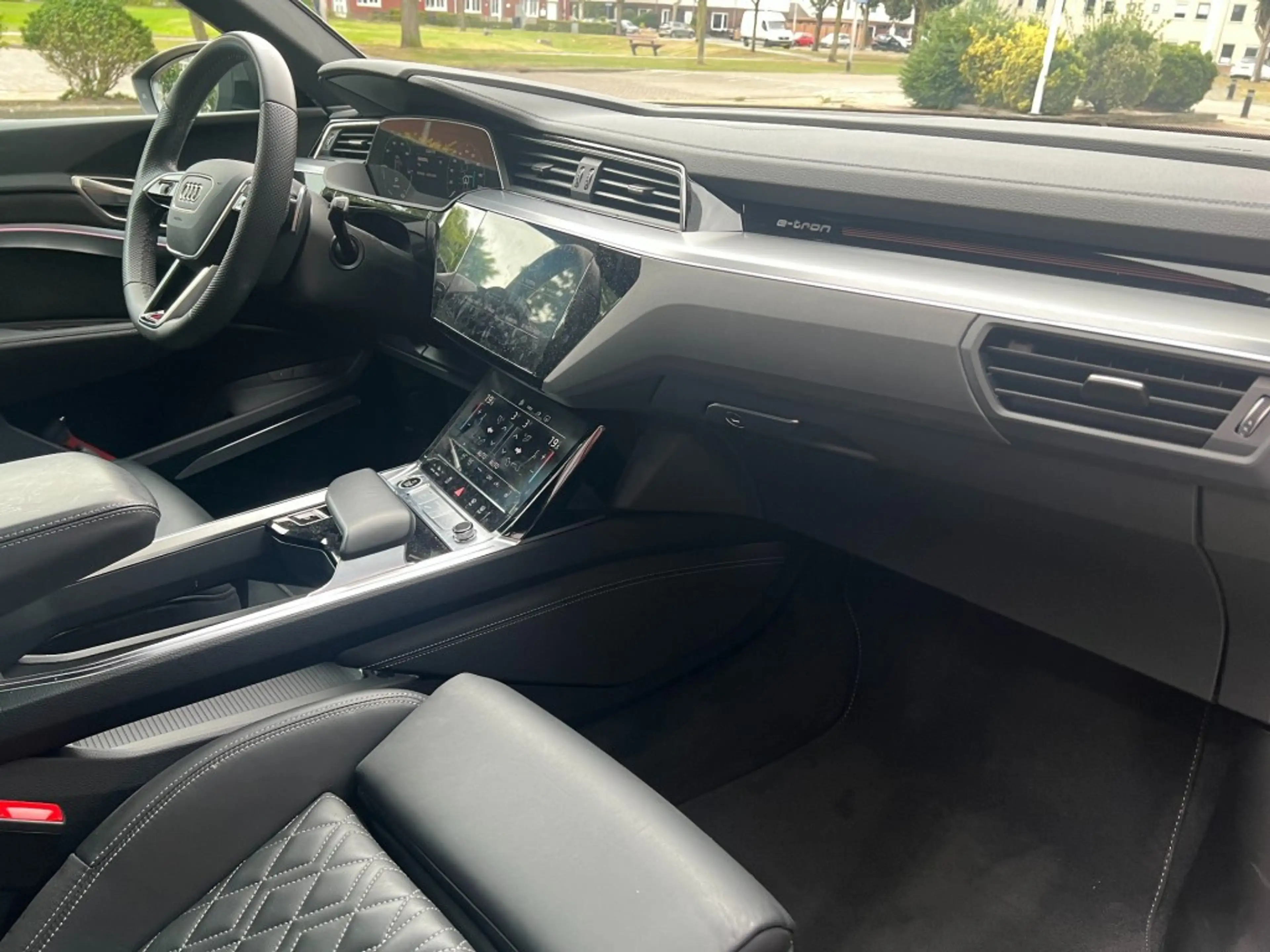 Audi Q8 e-tron 55 QUATTRO S-Edition  115 kwh Panoramadak  B&O Led — photo 9