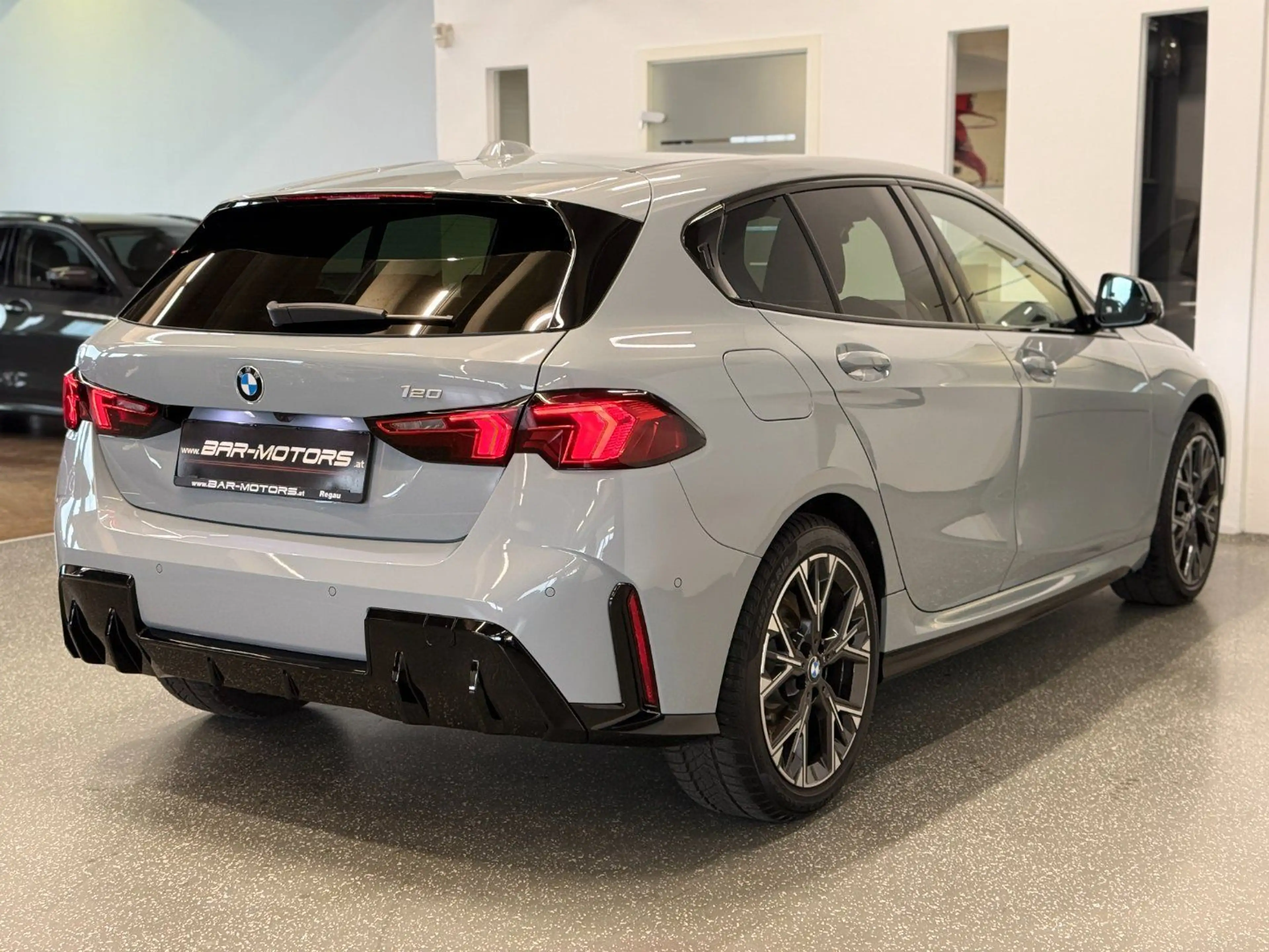 BMW 120 - 120*M-SPORT*SHADOW-LINE*HUD*360°*LANE*ACC*A — photo 5