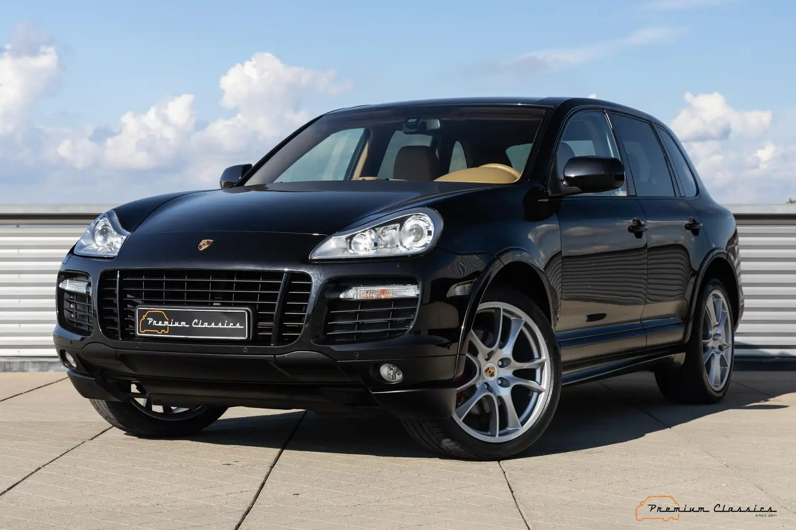 Porsche Cayenne 4.8 GTS | 122.000KM | Sports Design Package | Heat Nero - 1