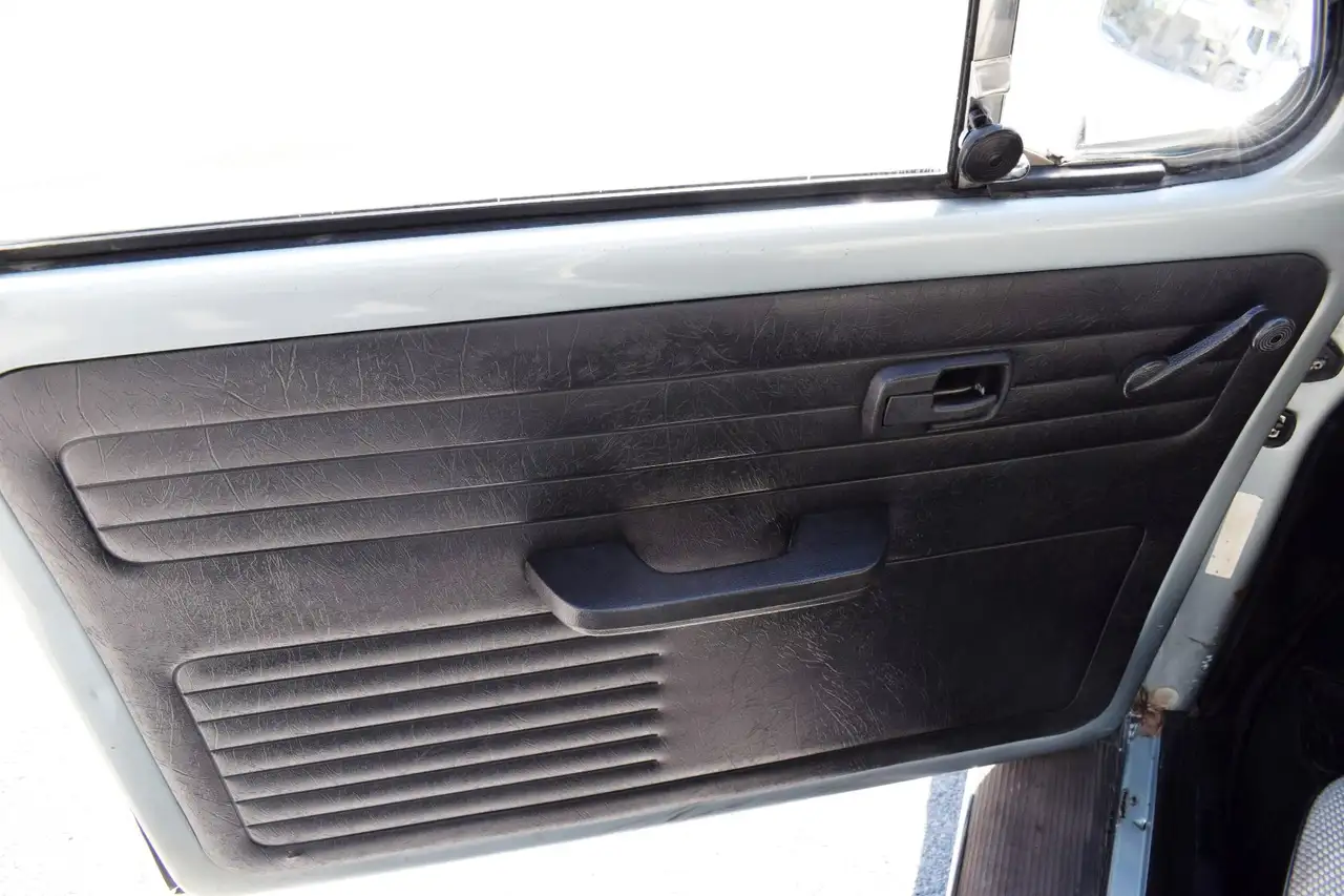 Volkswagen Maggiolino 1.2 WinterBug Vetro piatto, foto 10