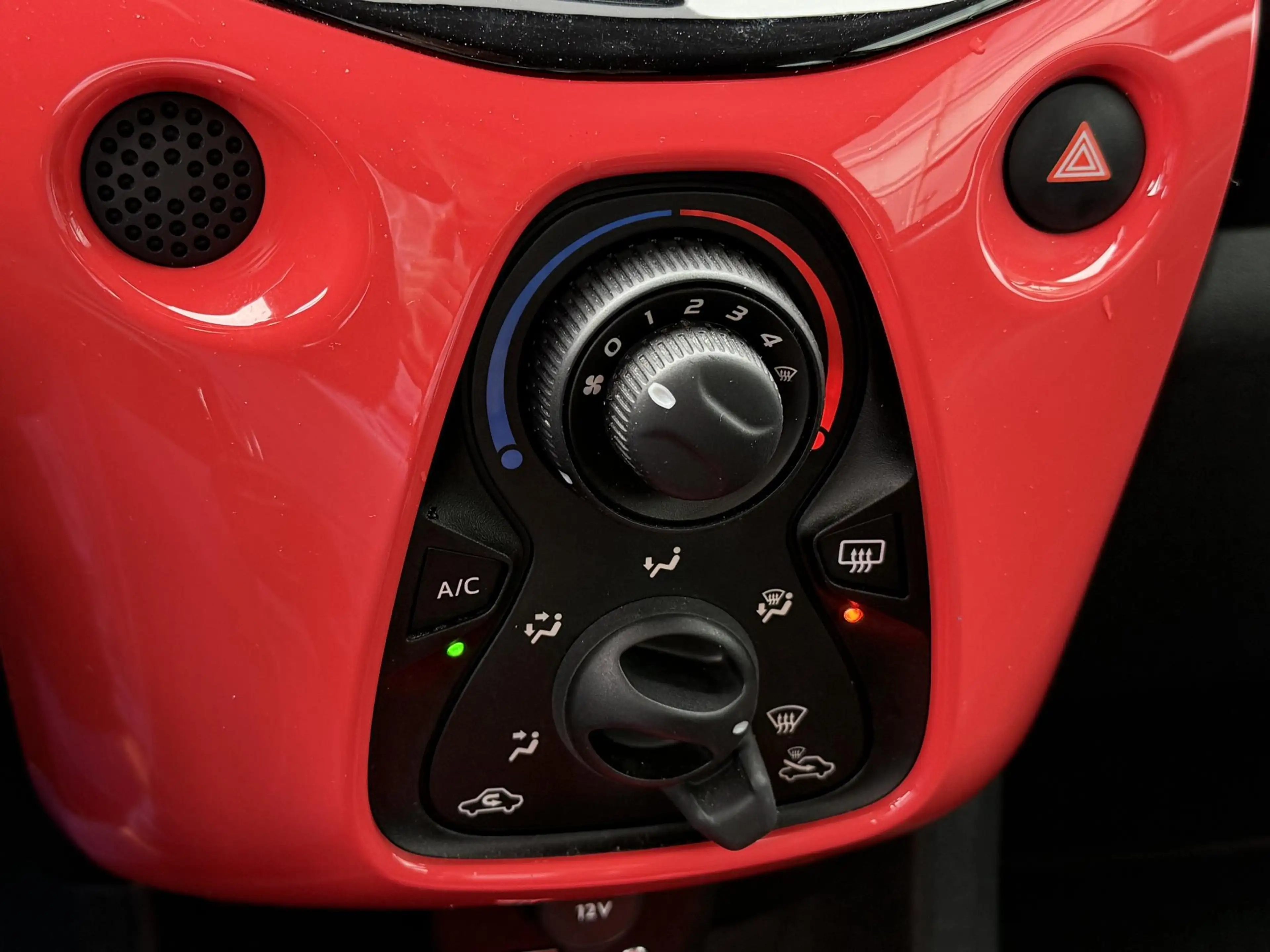 Citroen C1 1.0 e-VTi Airscape Feel | Open Dak | Cruise Limite — photo 36