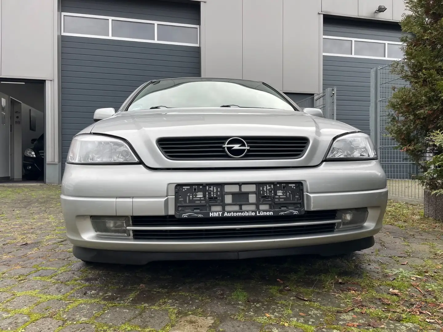 Opel Astra 1.6 AUTOMATIK NEUWERTIG Servo Liebhaberfzg Silber - 2