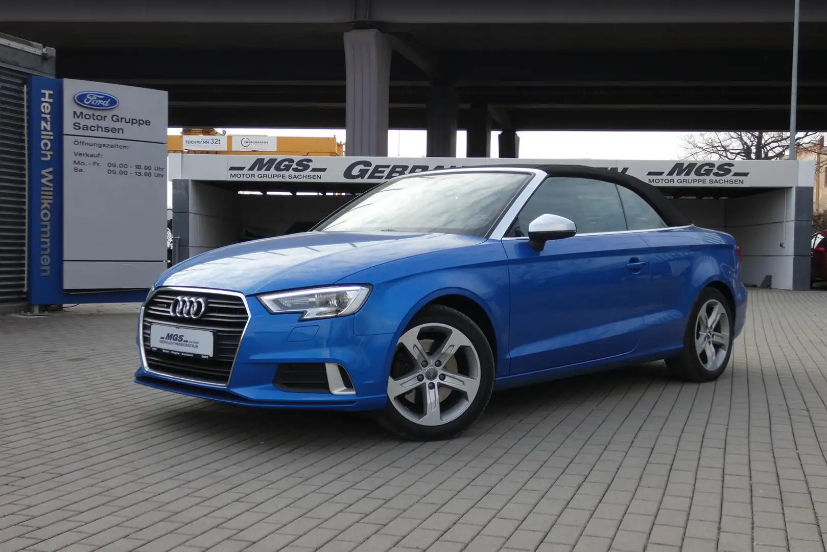 Audi A3 Cabrio 2.0 'Sport' #QUATTRO #NAVI #LEDER #XENON Blau - 2