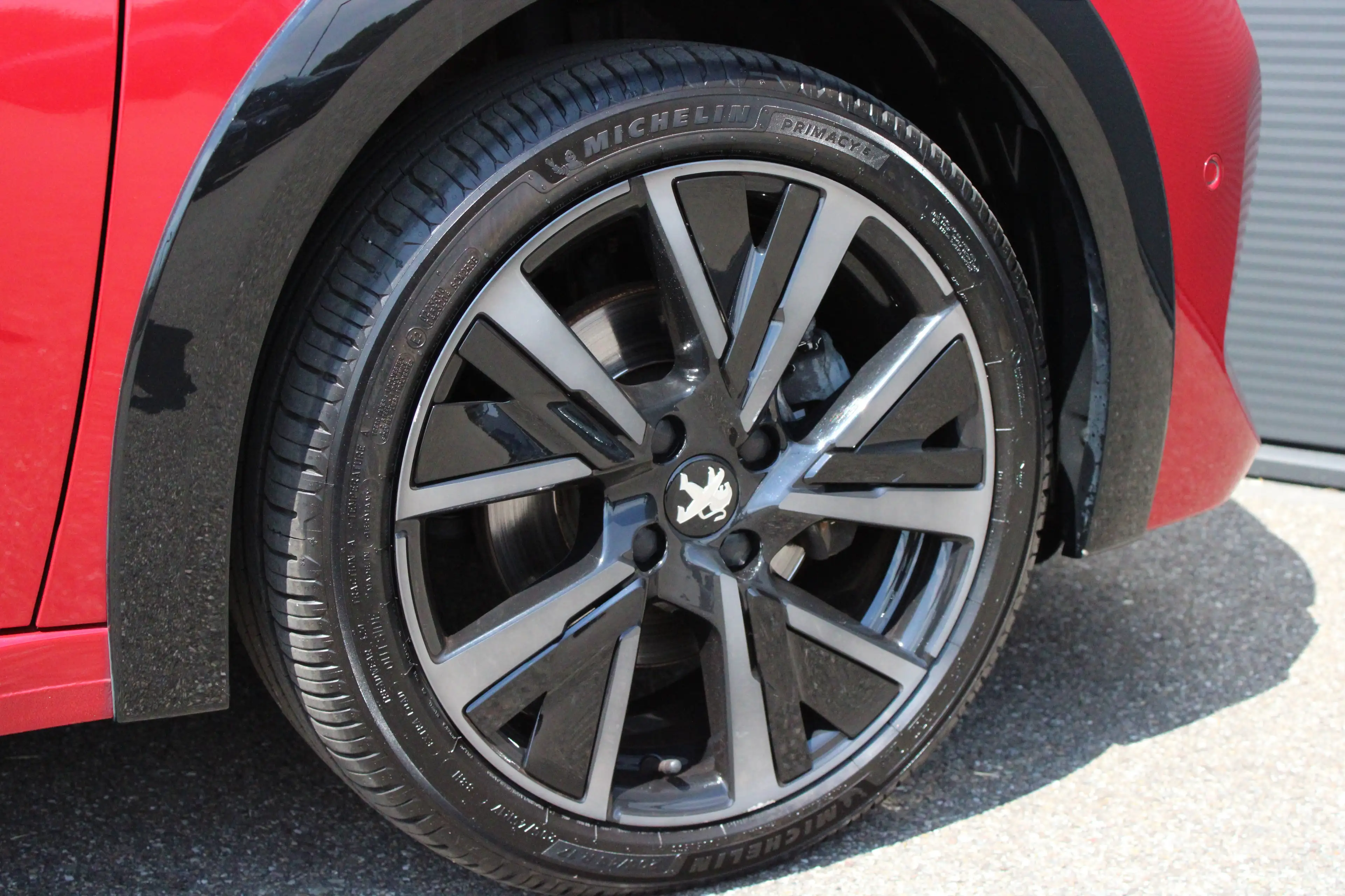 Peugeot 208 1.2 PureTech GT Pack | Navigatie | Camera | Stoelv — photo 10