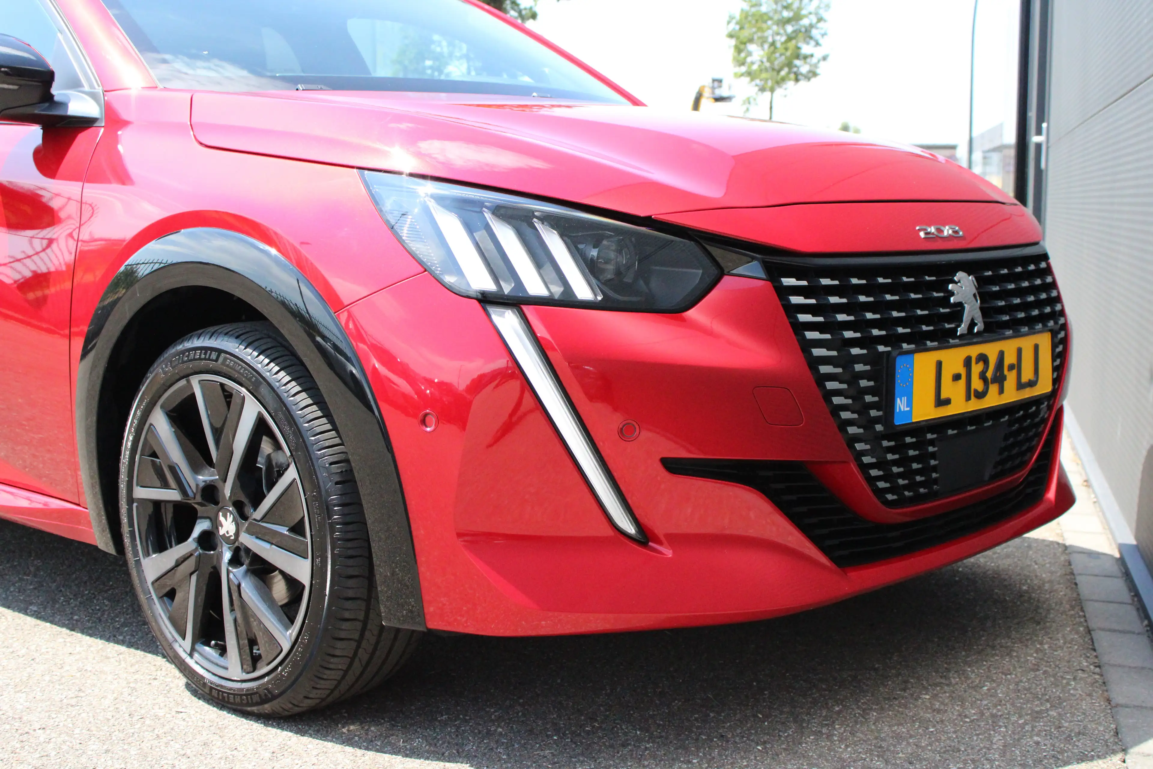 Peugeot 208 1.2 PureTech GT Pack | Navigatie | Camera | Stoelv — photo 8