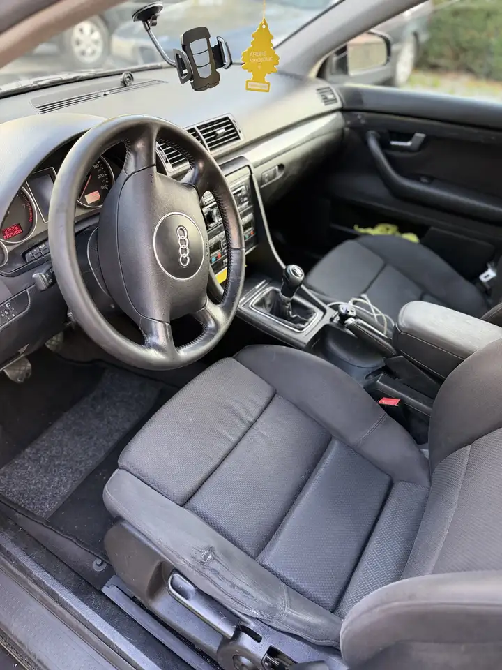 Audi A4 2.0, foto 8