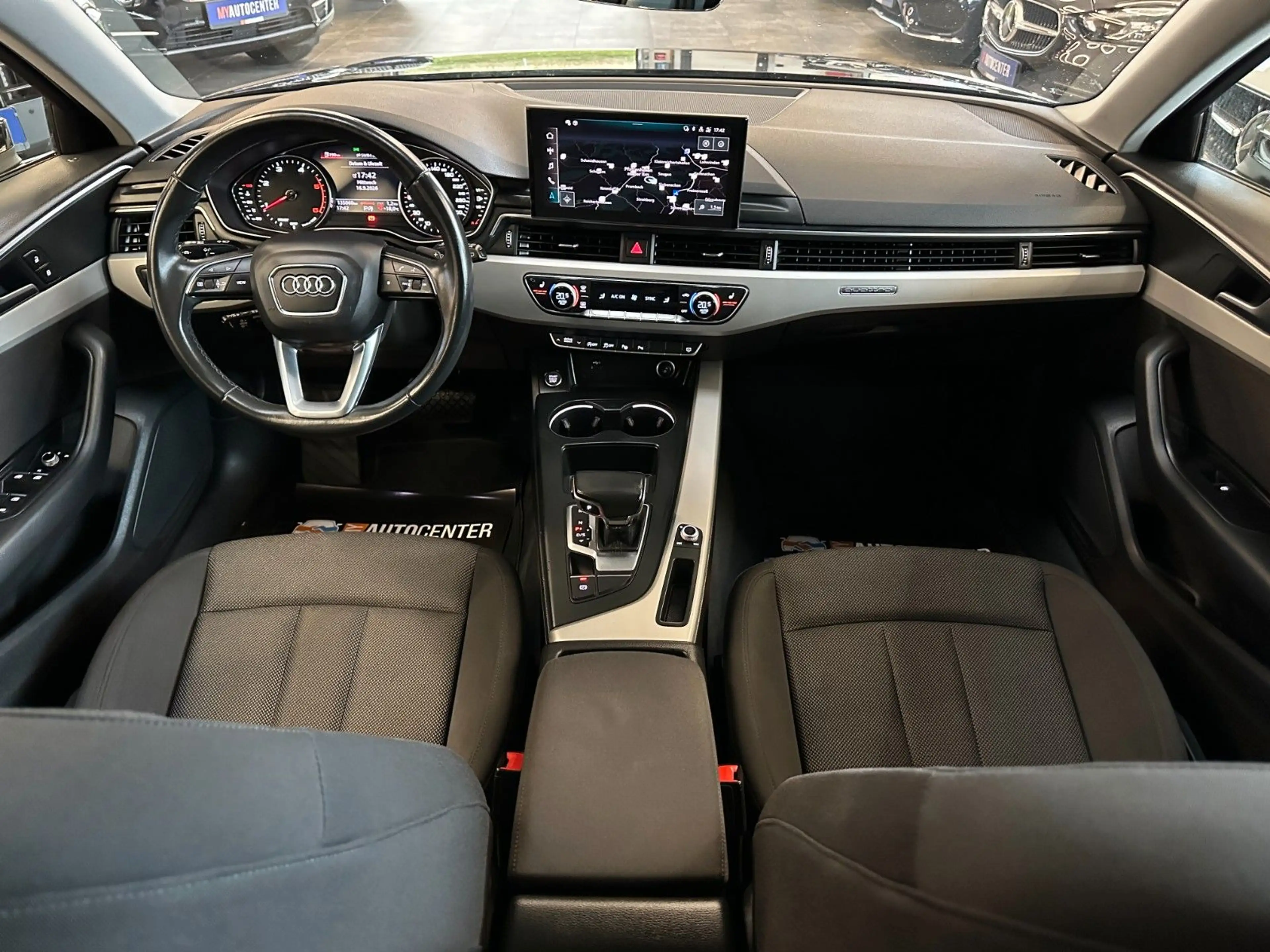 Audi A4 *360°AHK*ACC*NAV*3-ZONEN*CARPLAY*TOTWINKEL* — photo 7